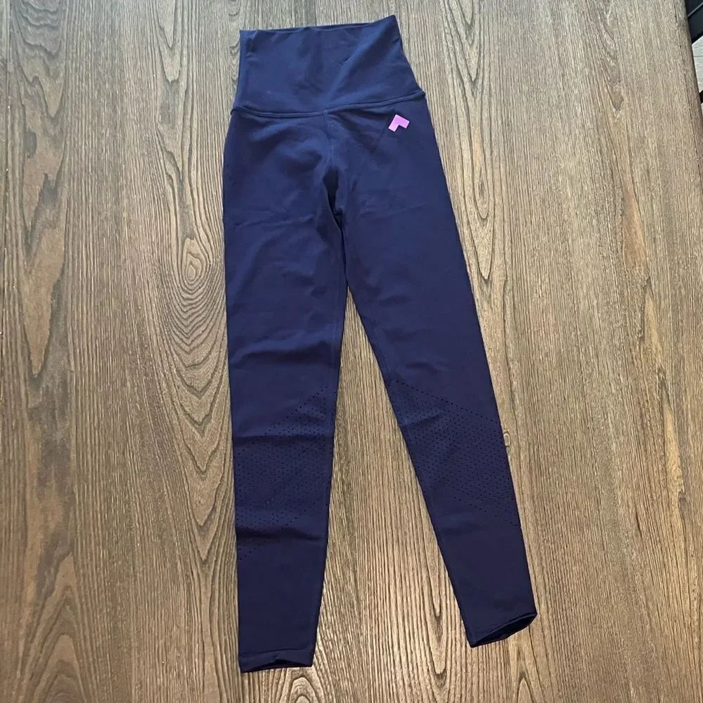 NWOT Tonal Womens Navy Blue High Waist Athletic Leggings Size XS